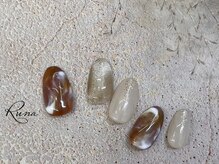 ルーナ(Runa)/ニュアンスネイル【大人ネイル】