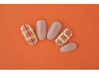 エムスラッシュ ネイル 新百合ヶ丘店(M.SLASH)/ミラーデザイン