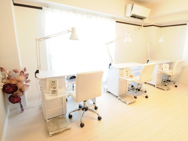 深爪矯正専門店　iRo nail atelier 【イロネイルアトリエ】