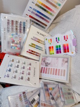 リタ(Rita)の写真/【豊富なカラーをご用意♪】人気のマグネットやラメネイルも￥3980～！シンプルなデザインがお好きな方に◎