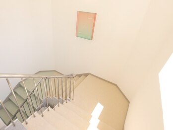 ディーネイル アイラッシュ オカザキ(DEE nail×eyelash okazaki)/stairs