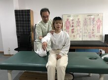 カイロイズム 腰痛バスター 安城/肩関節の矯正