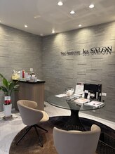 レ サロン(les SALON)/サロン内観
