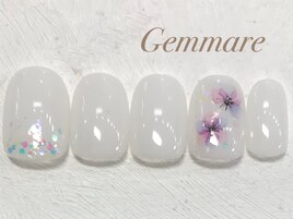 シンプルフラワーネイル