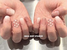 ネイルドットスタジオ 堺筋本町(NAIL DOT STUDIO)/星ホロドット