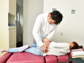 修 カイロプラクティック/施術