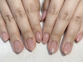 ワンカラー×先端ラメネイル