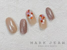 121. ハート　ラメ　ネイル