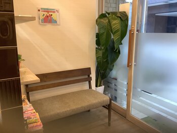 フロラシオ(FLORACIO)/待合