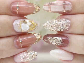 ネイルサロン ドレス(Nail Salon Dress)の写真/■心斎橋駅徒歩1分■HANDは2回目以降もオフ込¥3900~■HANDもFOOTもシンプルコース¥4400■カラーは200色以上