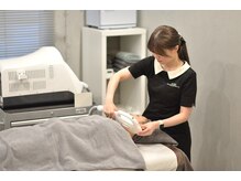 アム バイ オーキッド 代々木公園(UM by ORCHID)/ニキビ改善・シミ改善・毛穴