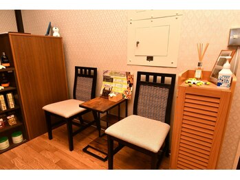 ルアンティップ 銀座/ウエィティングスペース