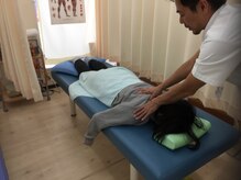 おなが浦添当山整体院/肩甲骨、クビの痛み改善