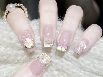 Yuzuna Nail Salon 池袋東口店【パラジェル/フィルイン/長さだし/フットネイル】の写真/【持ち込みOK♪】800色以上のカラーと3,000種類以上のパーツ＆パラジェル対応で韓国・ワンホンネイルを♪