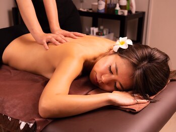 ロータス(LOTUS)/本場仕込みのバリニーズアロマ☆