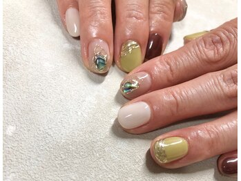 アムール(AMOUR)/limecolour