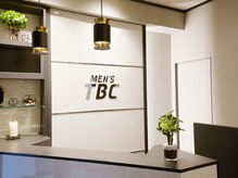 MEN'S TBC 北千住店の雰囲気（個室のプライベートな空間で清潔感のある店内です。）