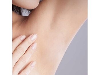 ハル ハロ(halu halo)/ポツポツ毛穴もツルツルに