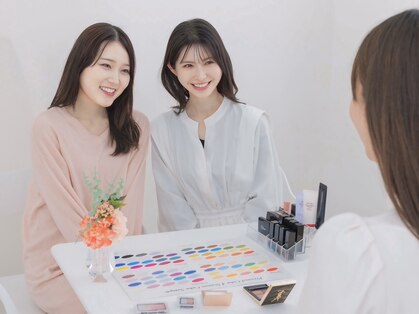 サロンリルカラー(LILOU COLOR)の写真