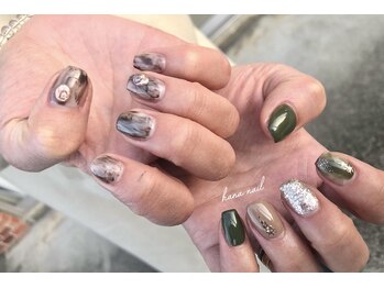 ハナネイルアンドアイラッシュ(hana nail & eyelash)/左右違うデザインネイル