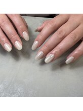 ラフィーナ(RAFFINA)/バイカラーネイル