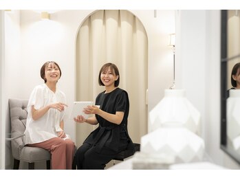 シックビューティバー(Chic Beauty Bar)/パリジェンヌ風　