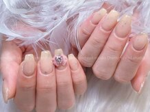 ダイアモンドネイルスタジオ 新宿店(Diamond Nail Studio)/ワンカラー＋2個パーツ