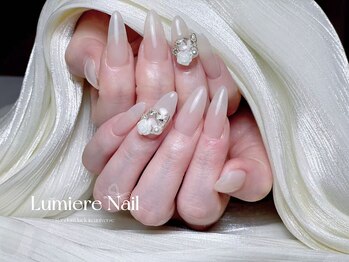ルミエール ネイル モンナカ(Lumiere Nail Monnaka)/オンブレフレンチ/冬ネイル