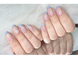 カラフルなフレンチネイル！