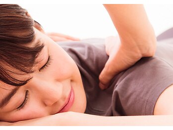 サロンドループ(salon de LOOP)/首・肩を中心に