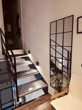 アドラッシュ(AdoLash)/3階サロン