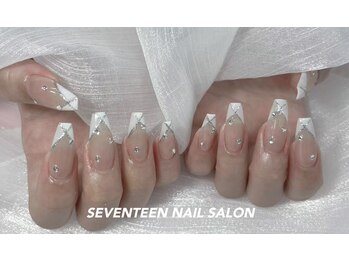 セブンティーン 新宿店(SEVENTEEN)/