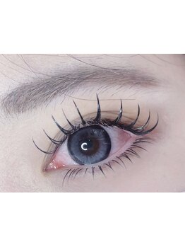 ボリュームのある目元にしたい