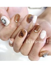 ブリスネイル(bliss-nail)/手書きアート