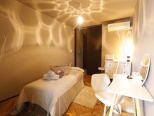 アンドエー(&A)/施術室