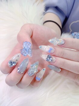 AME NAIL STUDIO小山店の写真/上品で華やかなワンホンネイルが叶う♪大人可愛い～流行りを抑えたトレンドネイルまで豊富にご用意◎