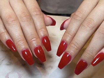 サロン ウネルマ 小郡店(salon UNELMA)の写真/【スカルプワンカラー・ラメグラ¥9490】やり放題コースあり◎圧倒的技術力＆デザイン力で華やかな指先へ♪