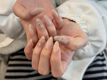 グルス(GRUS)の写真/お仕事でも◎シンプルでも楽しさを生み出す仕上がりに♪大人女子におすすめネイルをご提供します☆