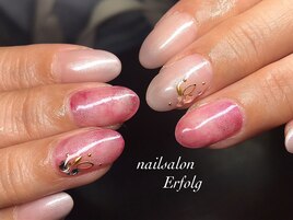 涼しげマーブルネイル◎