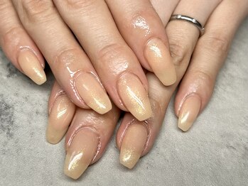 ジュリネイル(JULIE NAIL)/パール入りベージュ♪