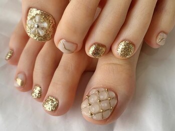 ナナズネイル(NANA'sNail ～Fuusy Beauty～)の写真/サンダル間近！フットのお手入れお任せください♪足先のオシャレに差をつけて女子力UP☆