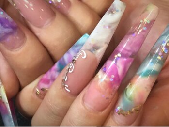 マイハニーネイルズ(My HONEY Nail's)の写真/ショートからロングまでスカルプも幅広く対応させて頂きます♪爪が折れてしまった方、長さを出したい方に◎