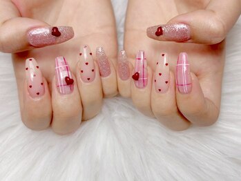 プティ アイビューティ 北浜店(peTiT eyebeauty)/ハートネイル　チェックネイル