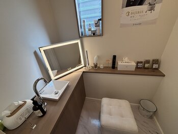 レ サロン(les SALON)/施術後はパウダールームへ♪