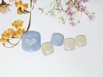 ネイルライフ(NailLife)/クリアハートフットネイル