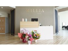 ミリア(MILLIA)の雰囲気（当店入ってすぐのカウンターです。こちらで受付いたします♪）