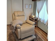 ずー眠の雰囲気（座っただけで眠たくなる熟睡リクライニングチェア）