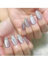 サロンビーアイ 六本木(Salon Bi.)/ガラスフレンチネイル