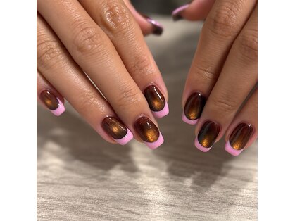 ハイネイルアンドラッシーズ(Hi! Nails&Lashes)の写真