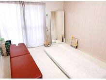 美容カイロサロン ひまわり/骨格調整スペース